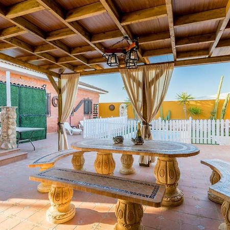 Casa Ludima Villa Fuentes de Andalucía Eksteriør bilde